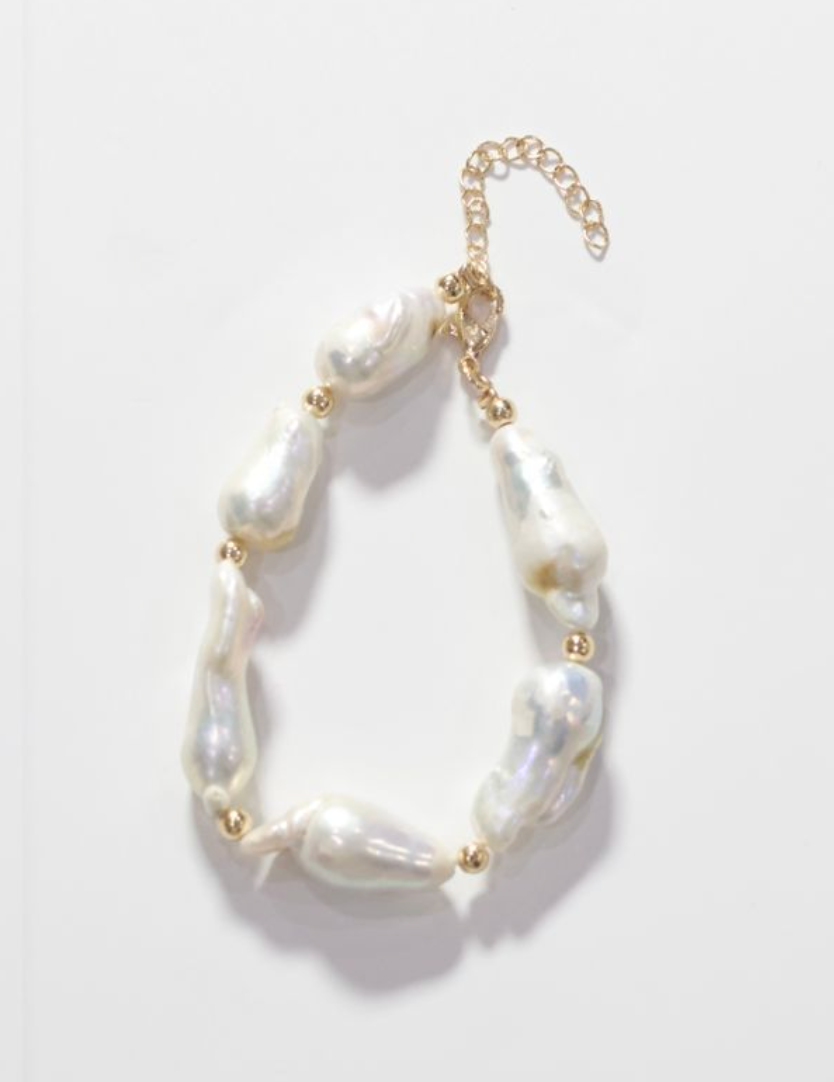 Mairachamp EWA MINIMAL Pearl Bracelet with Gold Detail