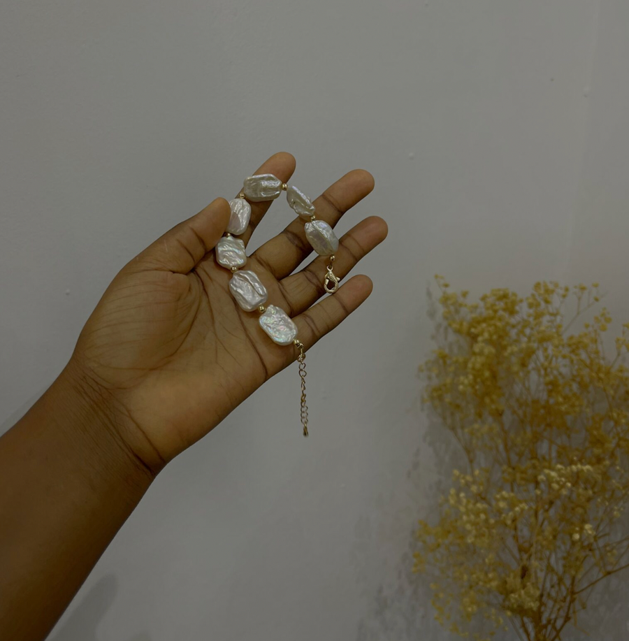Mairachamp NAHLA Chunky Pearl Bracelet