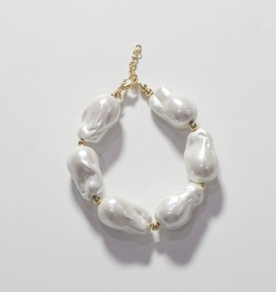 Mairachamp ONYX Pearl Charm Bracelet