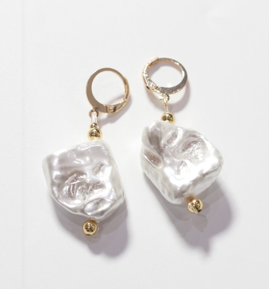 Mairachamp ORA Sculpted Pearl Square Earrings