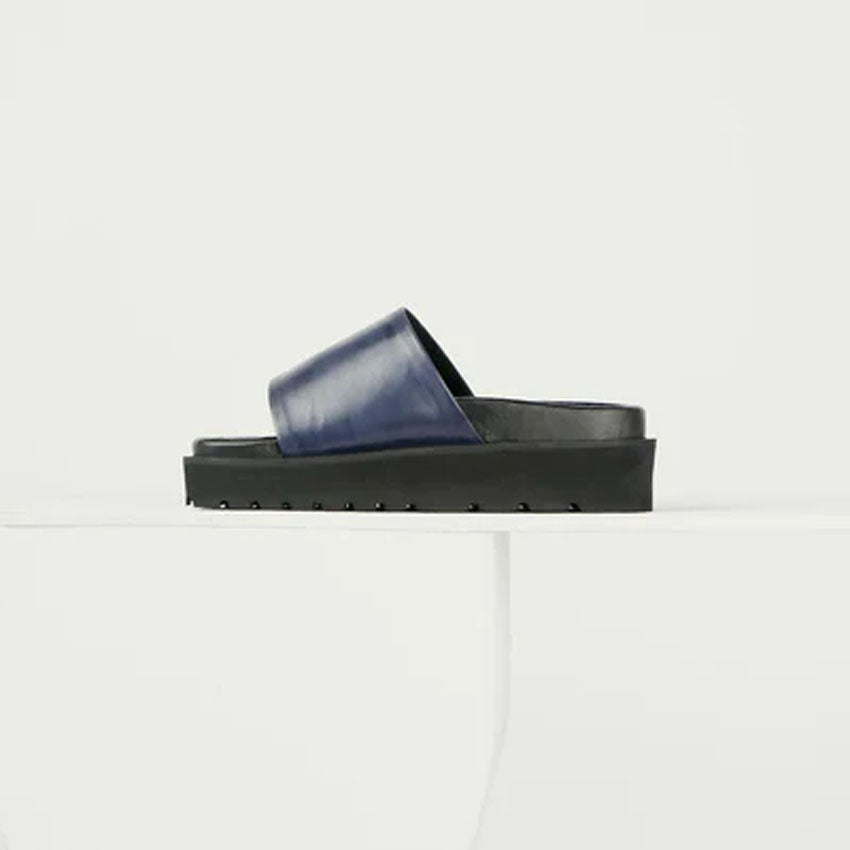 Ade Leather Slippers - Blue