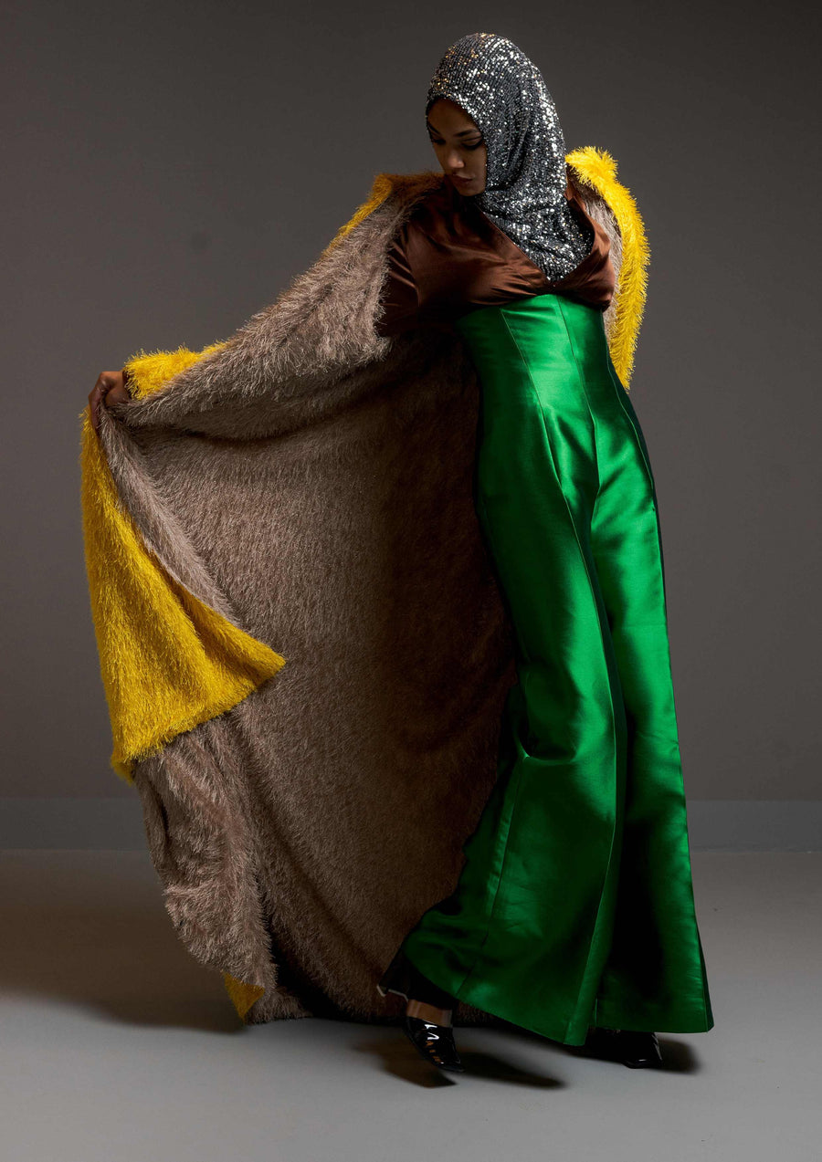 Qata Reversible Abaya with Pocket and Hood