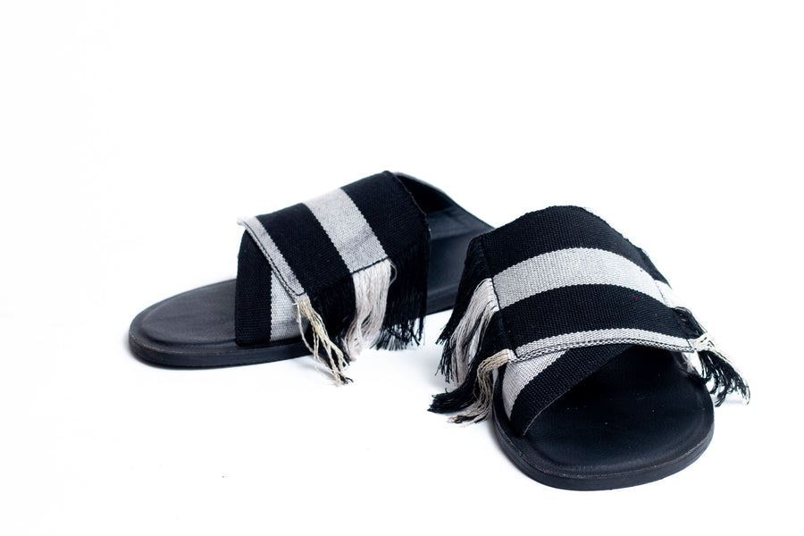 Eso Criss-cross Black and White Aso-Oke Slide with Frills