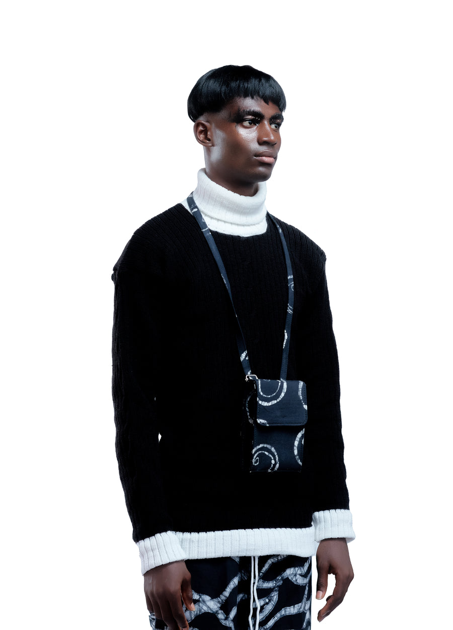 Eso Black and White Hand Knitted Wool Turtle Neck Top