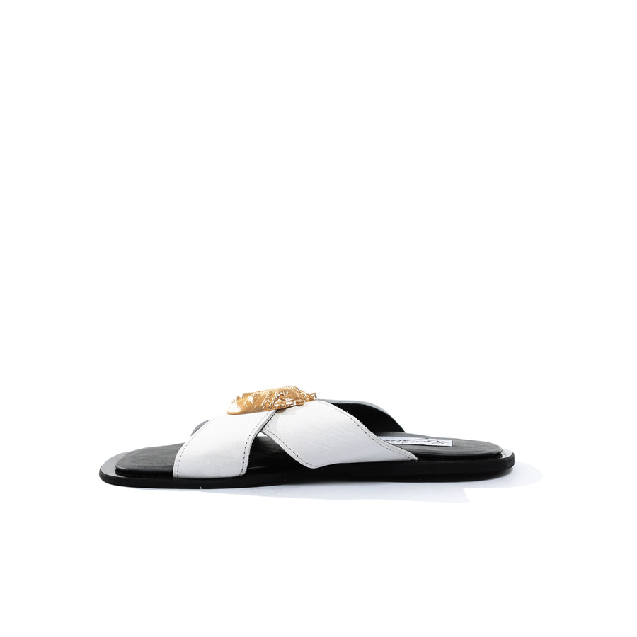 Fah Simple White Leather Cross Front Mule